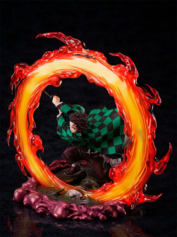 Tanjiro Kamado Hinokami Kagura Clear Blue Sky 1/8 Scale Figure